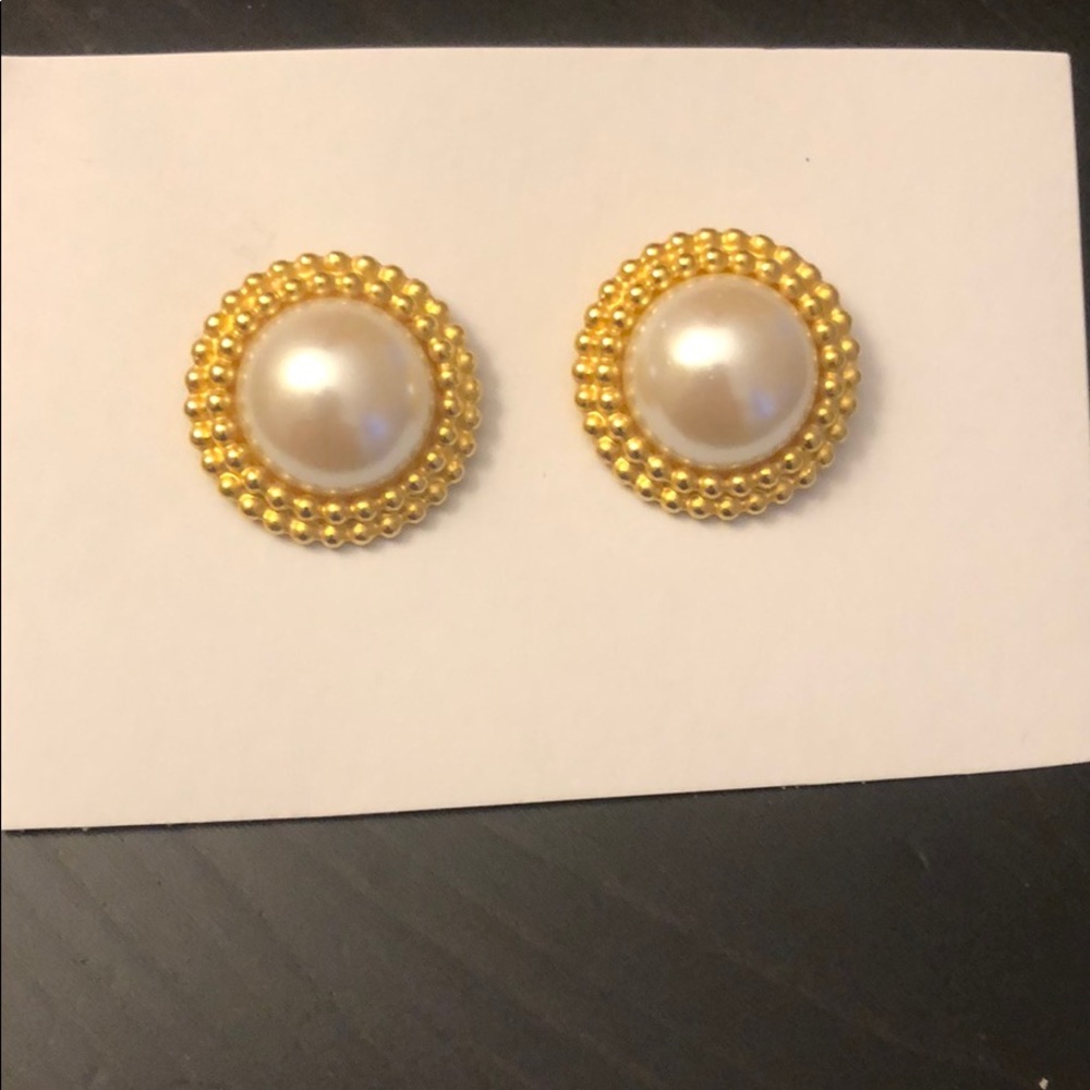 Golden Pearl Earrings